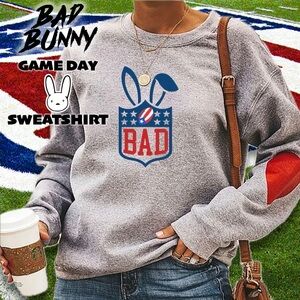 𝐍𝐅𝐋 𝐁𝐀𝐃 𝐁𝐔𝐍𝐍𝐘 Game Day Sweatshirt with Heart on Sleeve 🏈 🇺🇸 🇵🇷🐰❤️